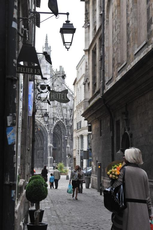 Hotel De La Cathedrale Руан Экстерьер фото