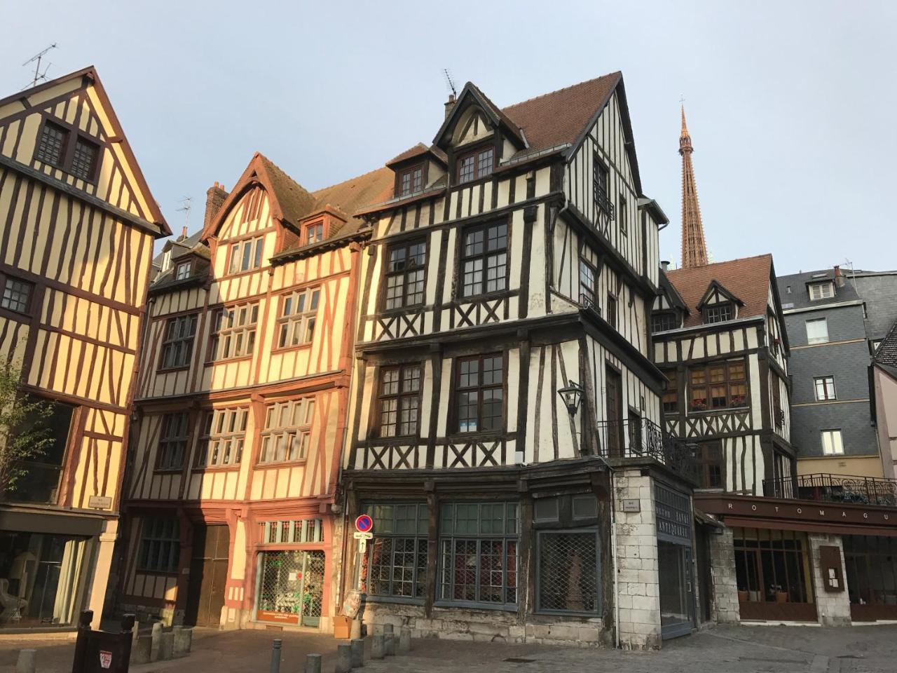 Hotel De La Cathedrale Руан Экстерьер фото